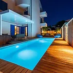 The Luxury Nest Zadar - Private Heated Pool