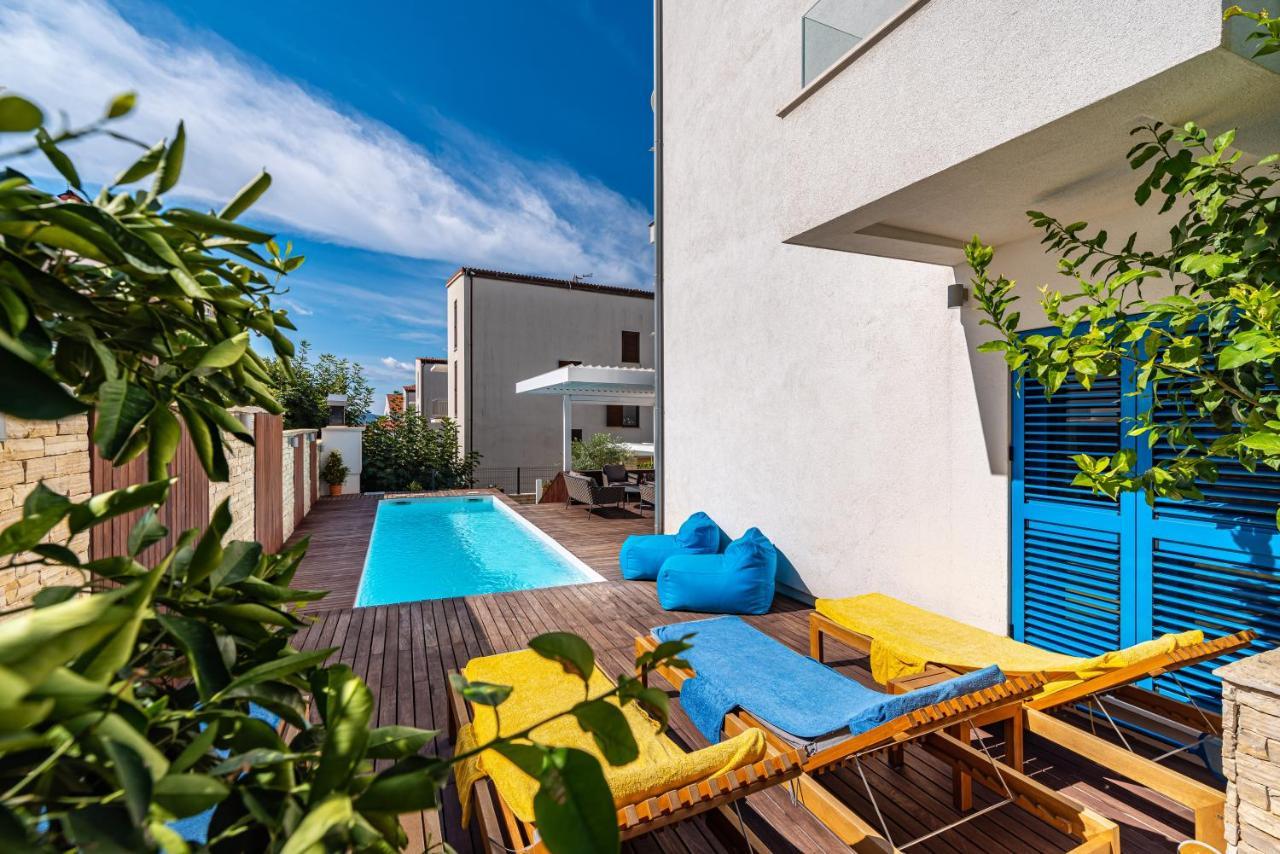 The Luxury Nest - Private Heated Pool