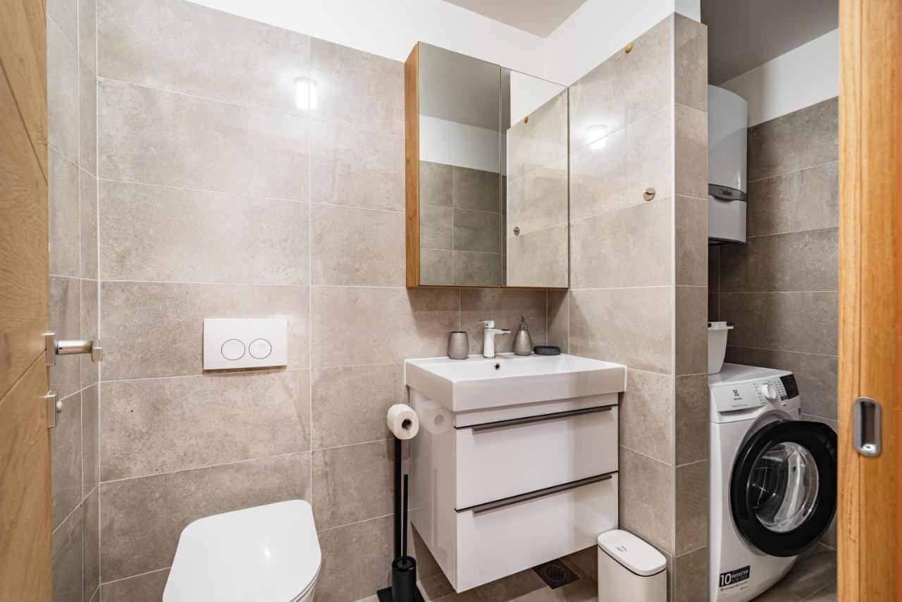 The Luxury Nest - Private Heated Pool Appartement