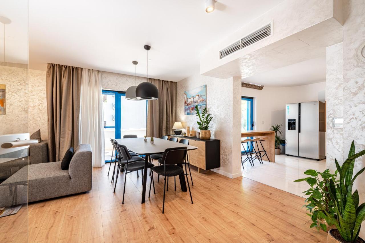 The Luxury Nest - Private Heated Pool Appartement *