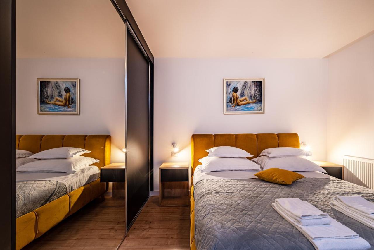 Appartement The Luxury Nest - Private Heated Pool *