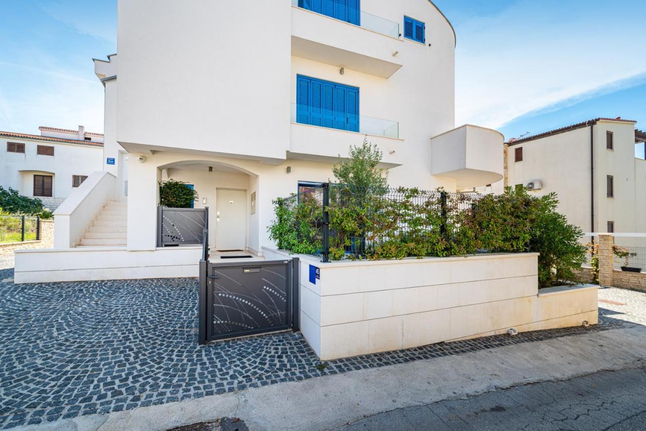 Appartement The Luxury Nest - Private Heated Pool *